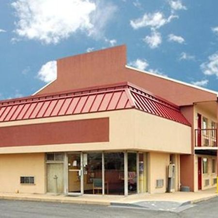 Econo Lodge Northeast Reading Εξωτερικό φωτογραφία