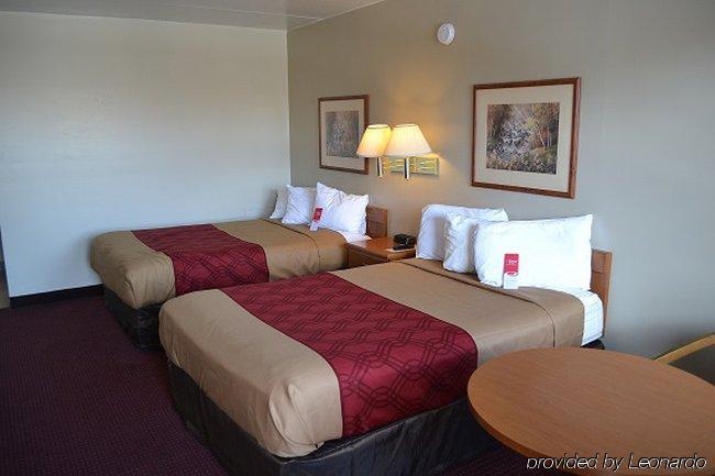 Econo Lodge Northeast Reading Εξωτερικό φωτογραφία